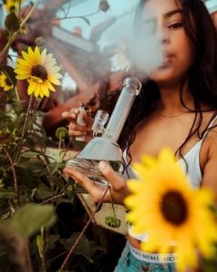 smoking bong